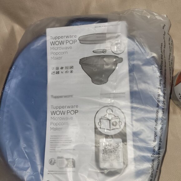 Tupperware WOW Pop Microwave Popcorn Maker - Picture 4 of 5
